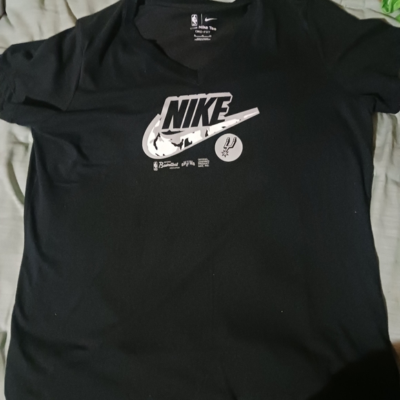 Nike San Antonio Spurs Basketball Tee Shirt NBA Sz. L - Picture 4 of 4